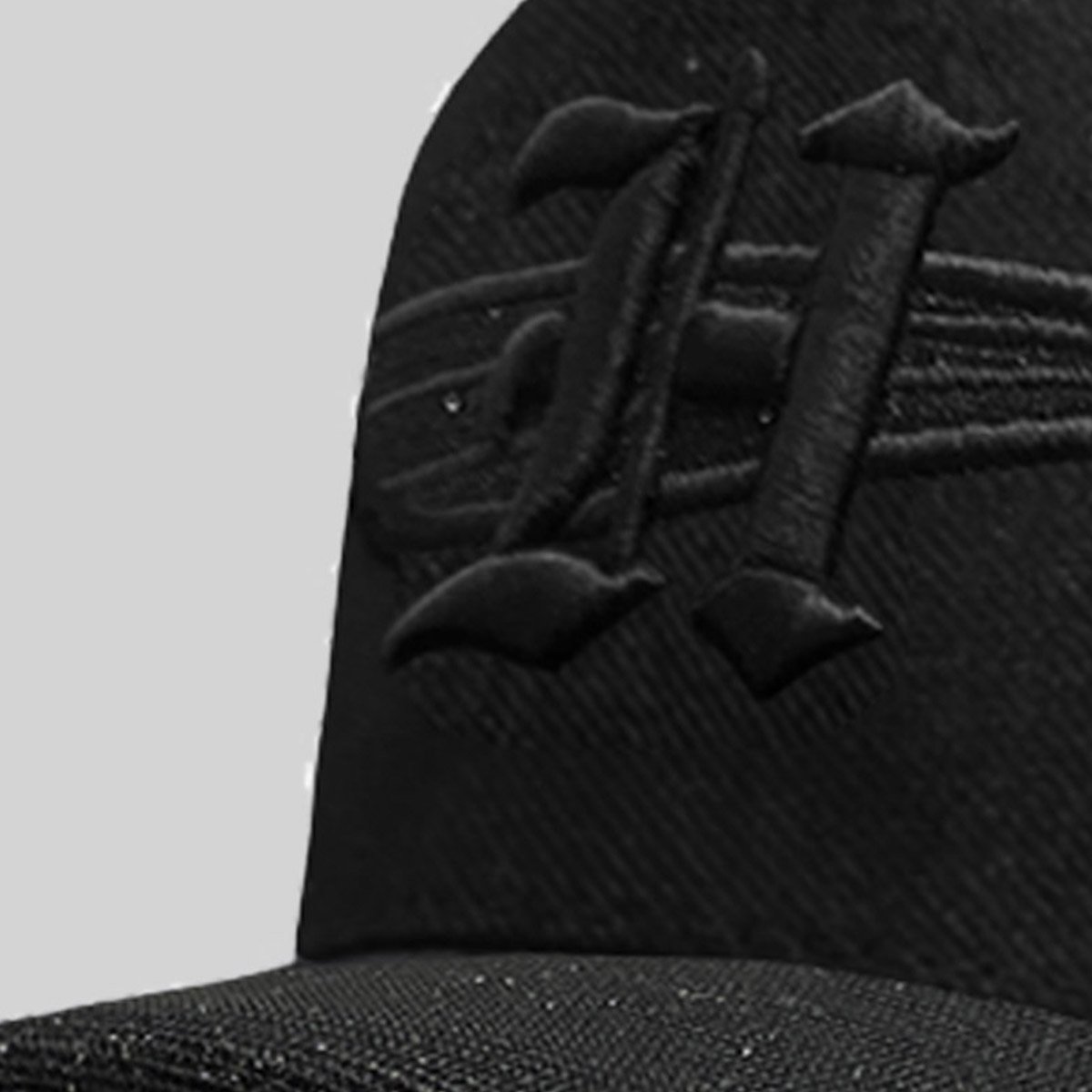 Boné Americano OFL Glitrer Iniciais H