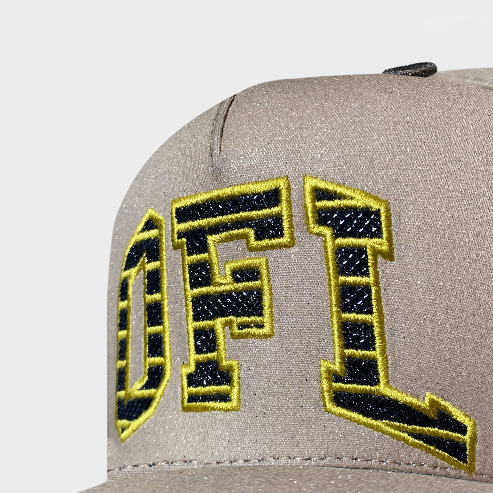 Boné Americano OFL Glitter Embroidery Bege