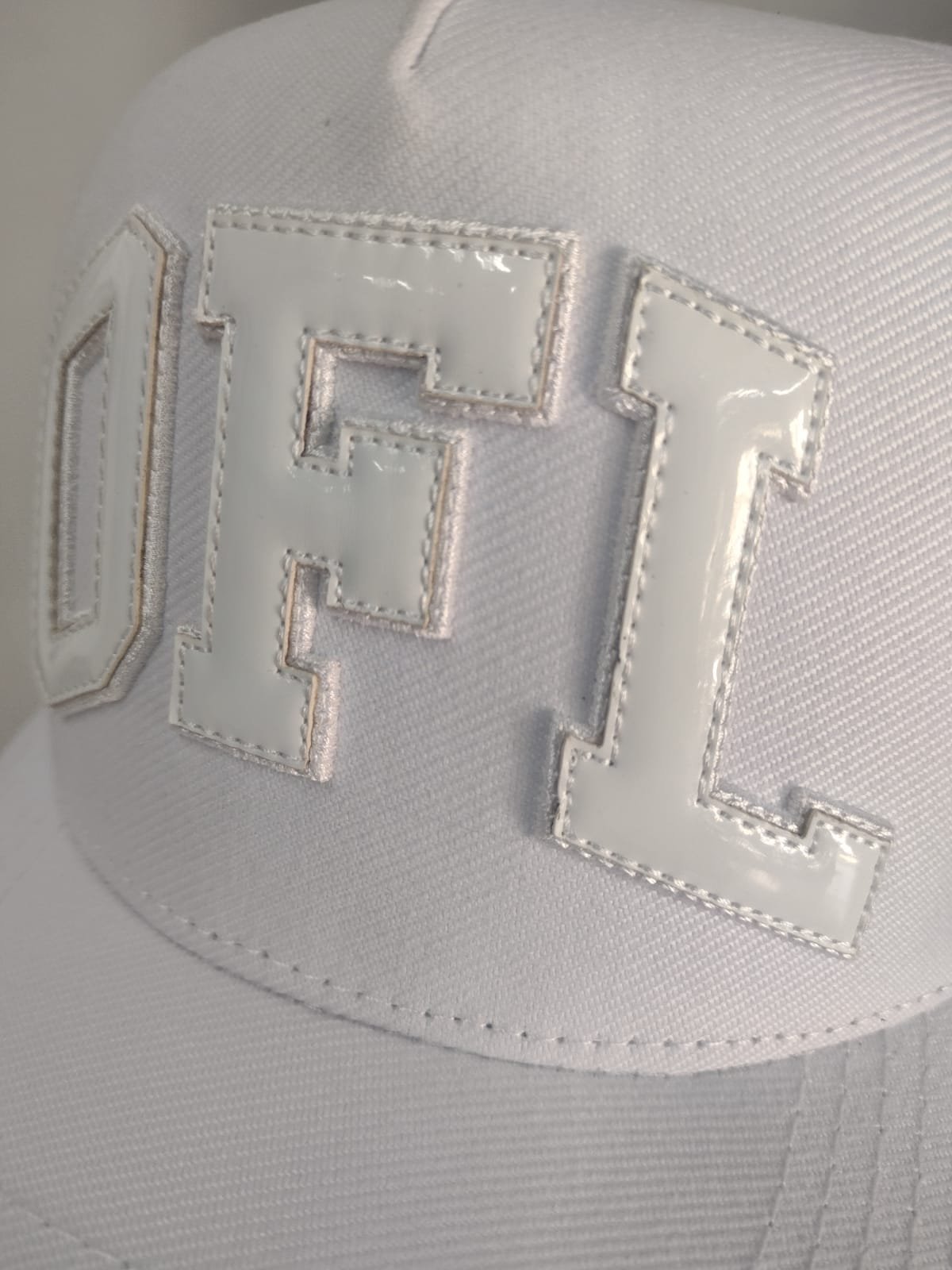 Boné Snapback OLFL Apply Leather