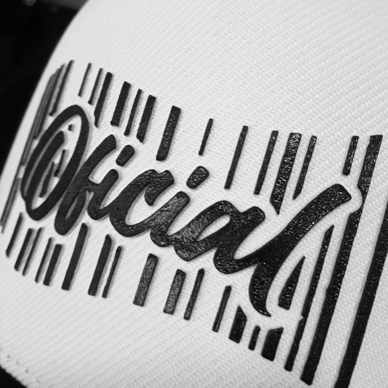 Boné Trucker OFL Bar Code