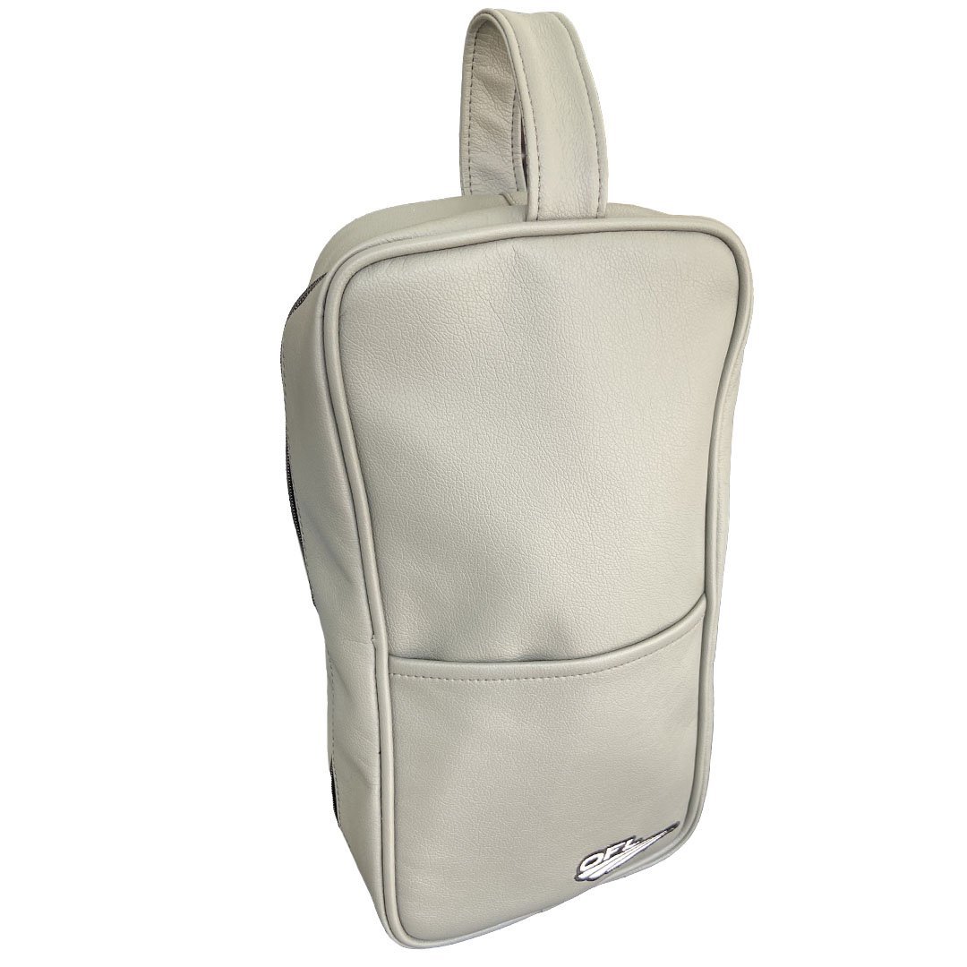Porta Chuteira Couro OFL Bolso Frontal Cinza Claro
