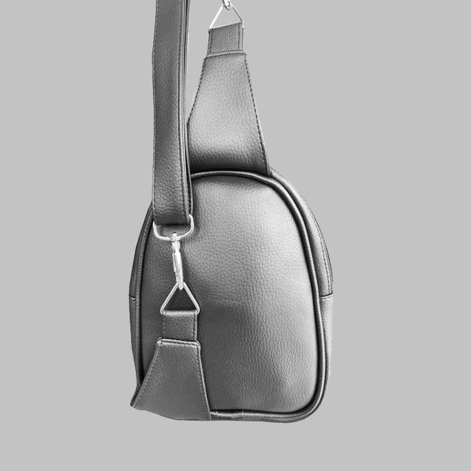 Shoulder Bag Transversal Couro Oficial Apply Preta